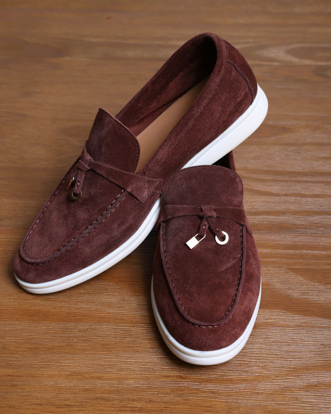 Flats/Loafers